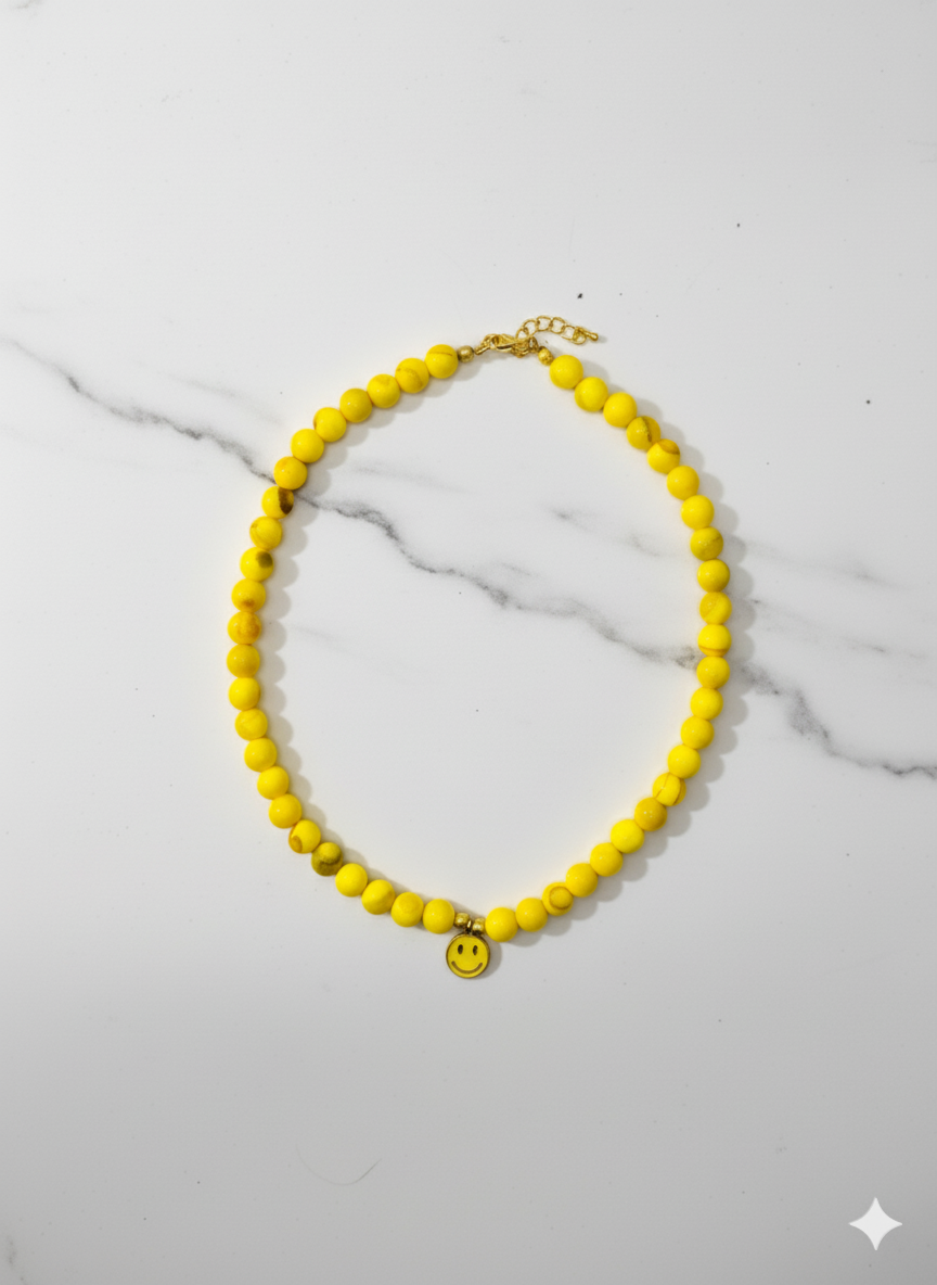 Perlenkette aus Naturstein mit Charm