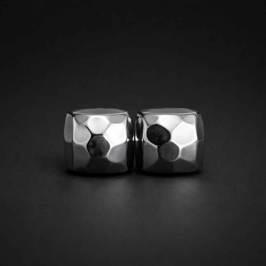 Geometrische Statement-Ohrstecker