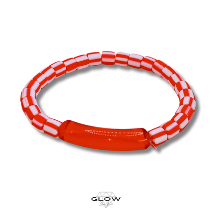 Rot-weißes Silikonperlenarmband mit Tubeperle
