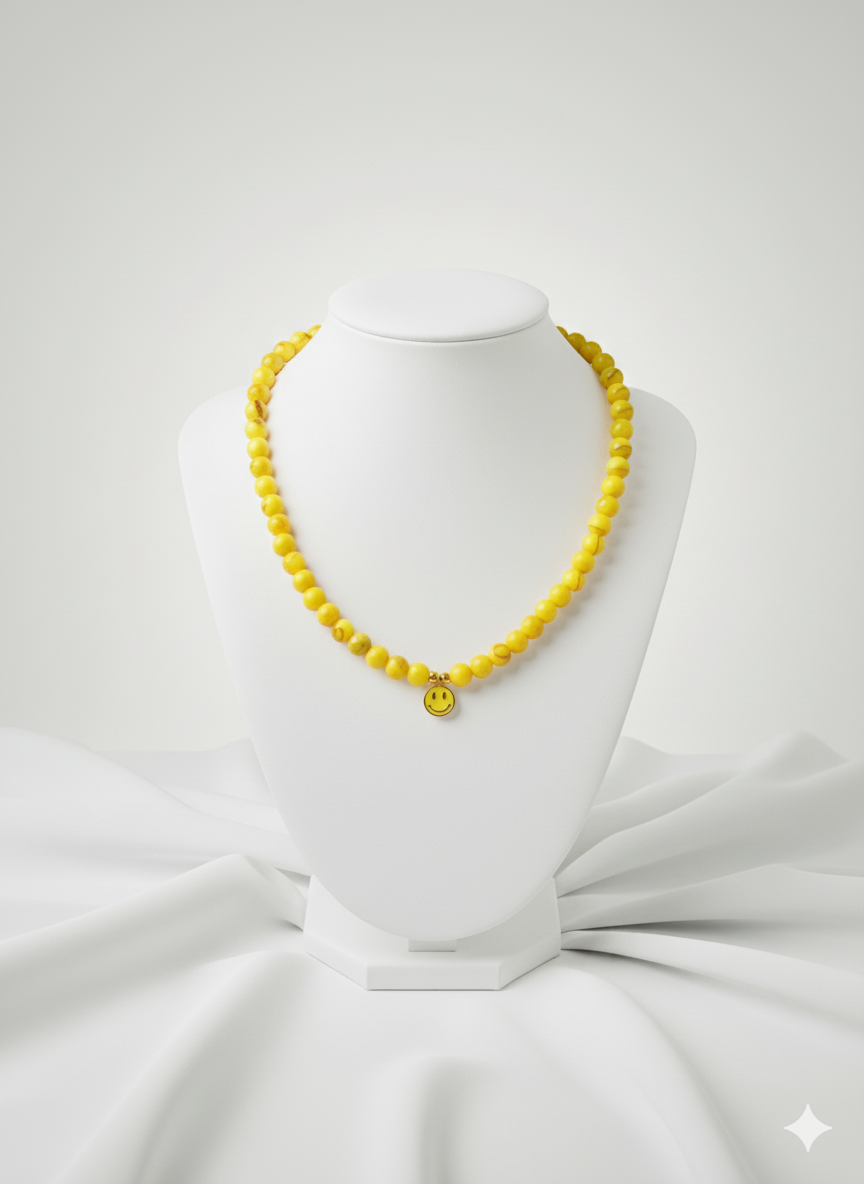 Perlenkette aus Naturstein mit Charm