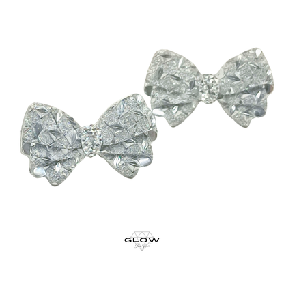 Funkelnde Schleifen-Ohrstecker